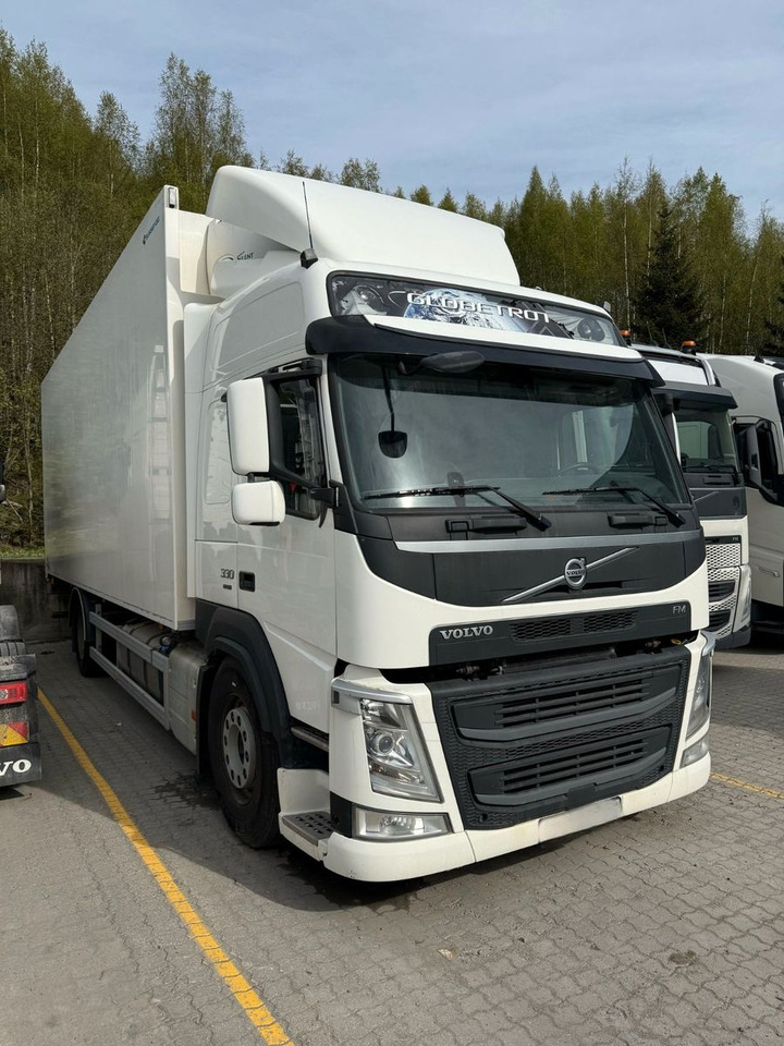 Volvo FM330 / Carrier Supra 850 nordic - Camion frigider: Foto 4 Volvo FM330 / Carrier Supra 850 nordic - Camion frigider: Foto 4