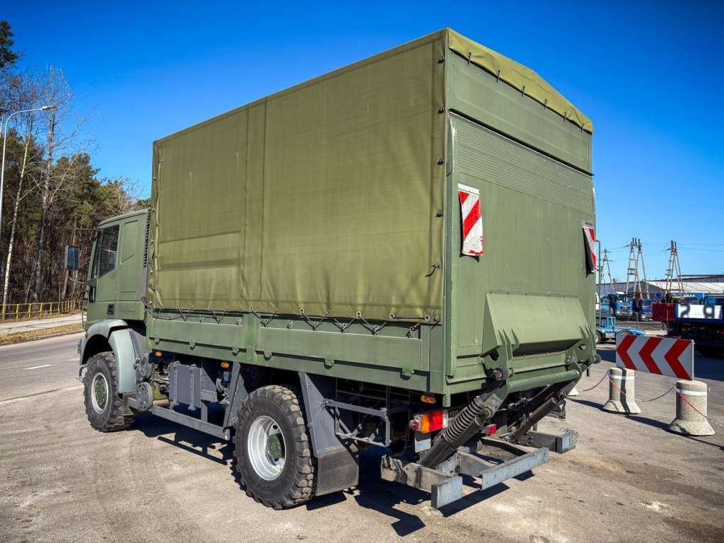 Iveco  EUROCARGO 4x4 Offroad Camper Winde - Camion cu prelată: Foto 4 Iveco  EUROCARGO 4x4 Offroad Camper Winde - Camion cu prelată: Foto 4