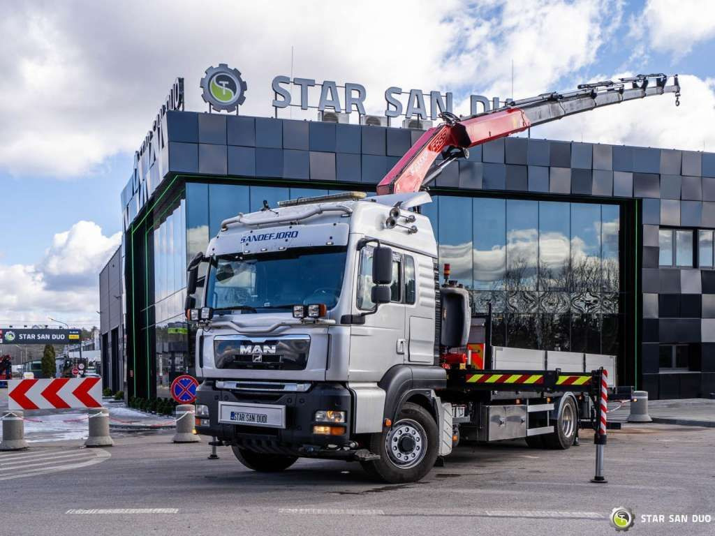 MAN TGA 18.350 4x4 Fassi F235 Crane Kran - Camion cu macara: Foto 3 MAN TGA 18.350 4x4 Fassi F235 Crane Kran - Camion cu macara: Foto 3