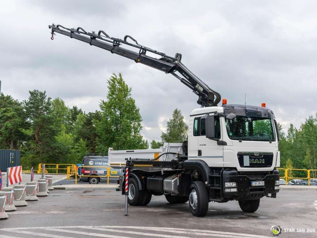 MAN  TGS 18.360 4x4 HIAB 144 E-4 Crane Kipper - Camion basculantă: Foto 4 MAN  TGS 18.360 4x4 HIAB 144 E-4 Crane Kipper - Camion basculantă: Foto 4