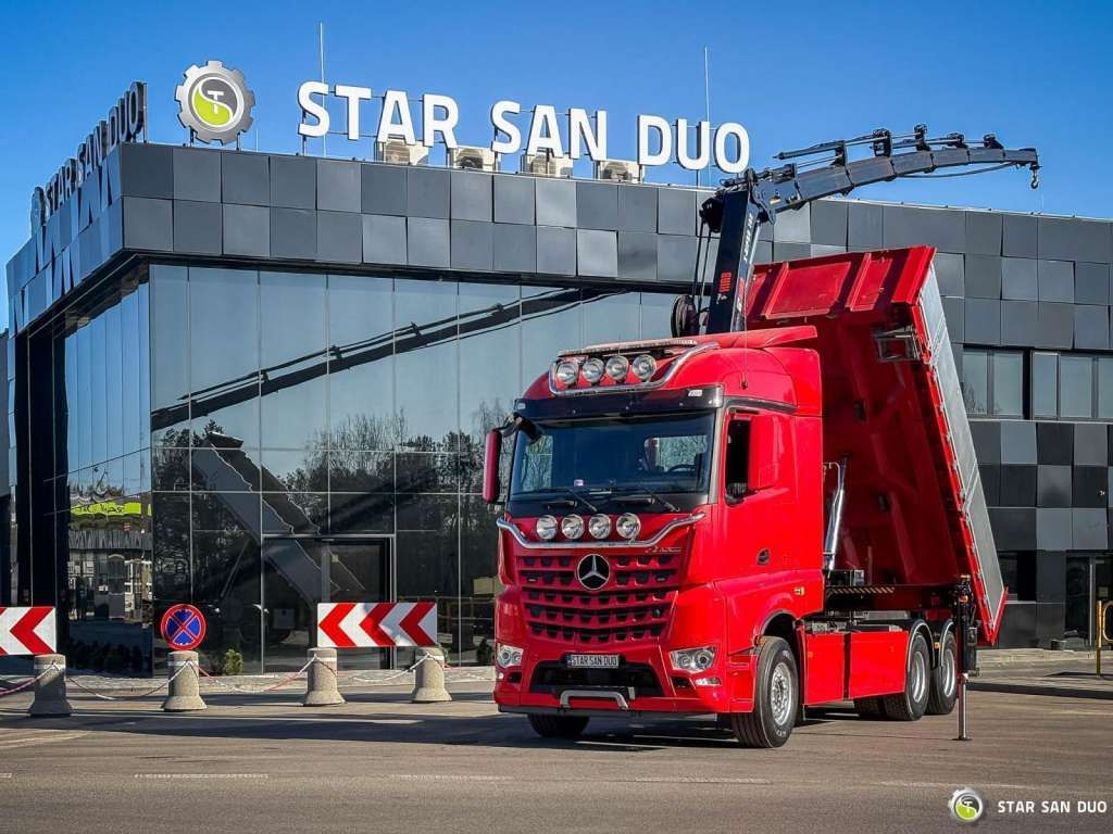 Mercedes-Benz AROCS 3358L 6x4 HIAB 192X-HIPRO E-6 Crane Kippe - Camion basculantă: Foto 1 Mercedes-Benz AROCS 3358L 6x4 HIAB 192X-HIPRO E-6 Crane Kippe - Camion basculantă: Foto 1