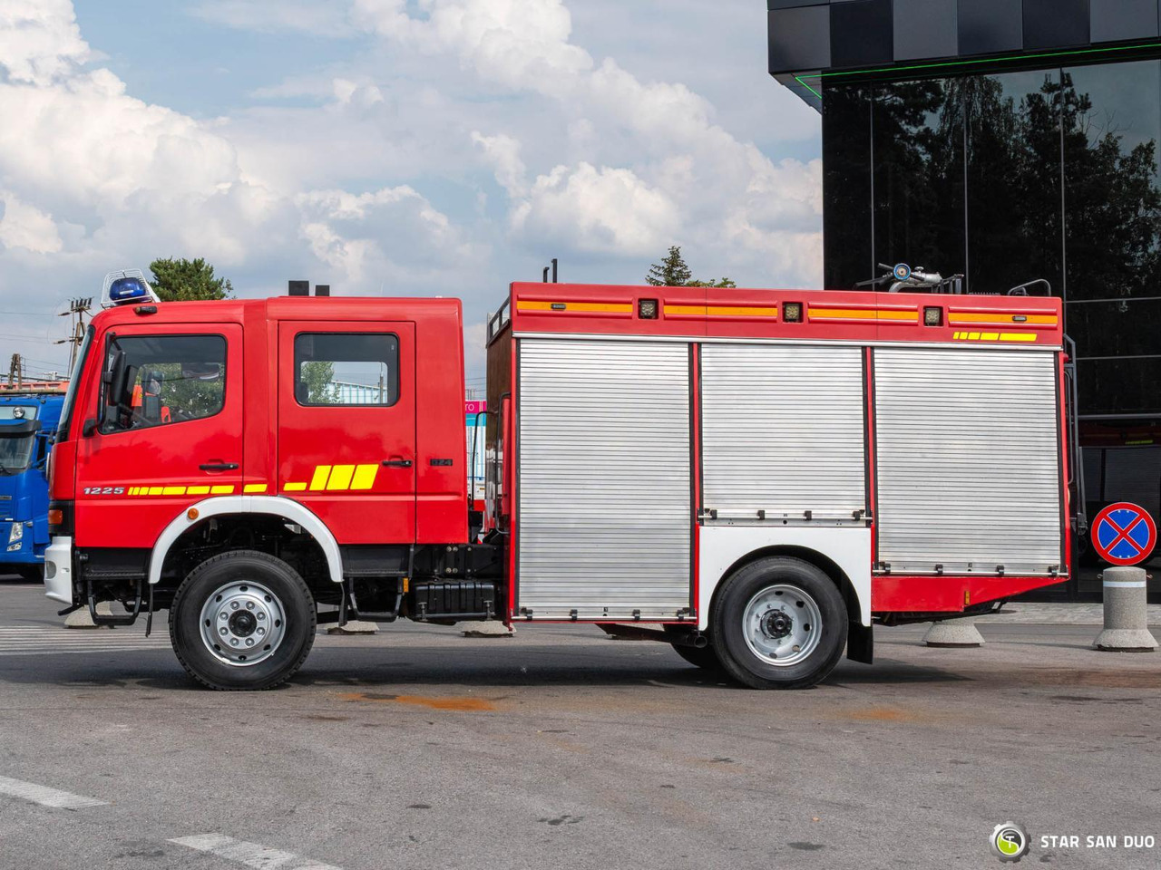- Autospeciala de stins incendii: Foto 4 - Autospeciala de stins incendii: Foto 4
