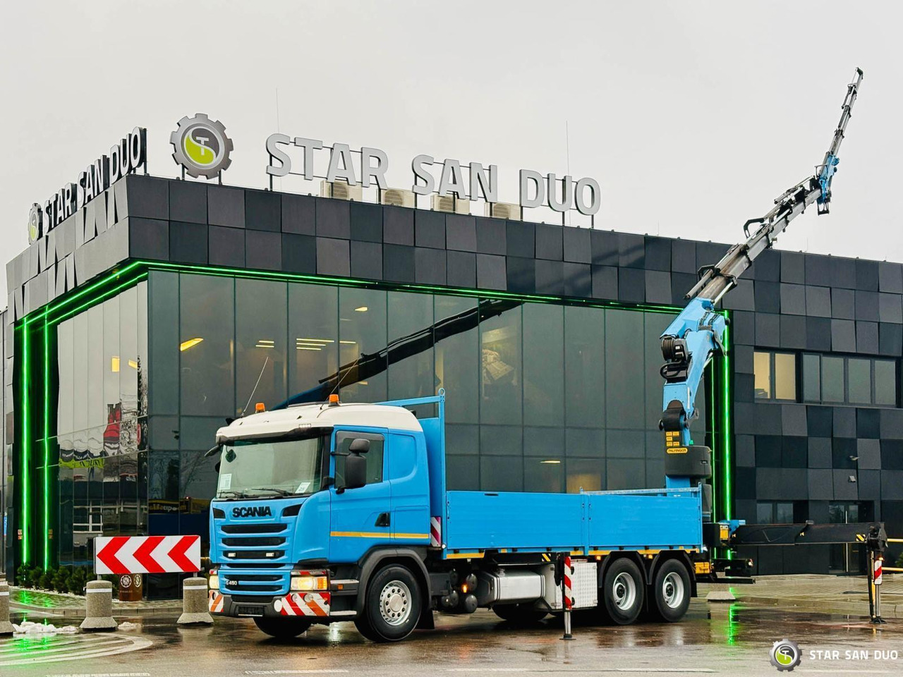 - Camion cu macara: Foto 5 - Camion cu macara: Foto 5