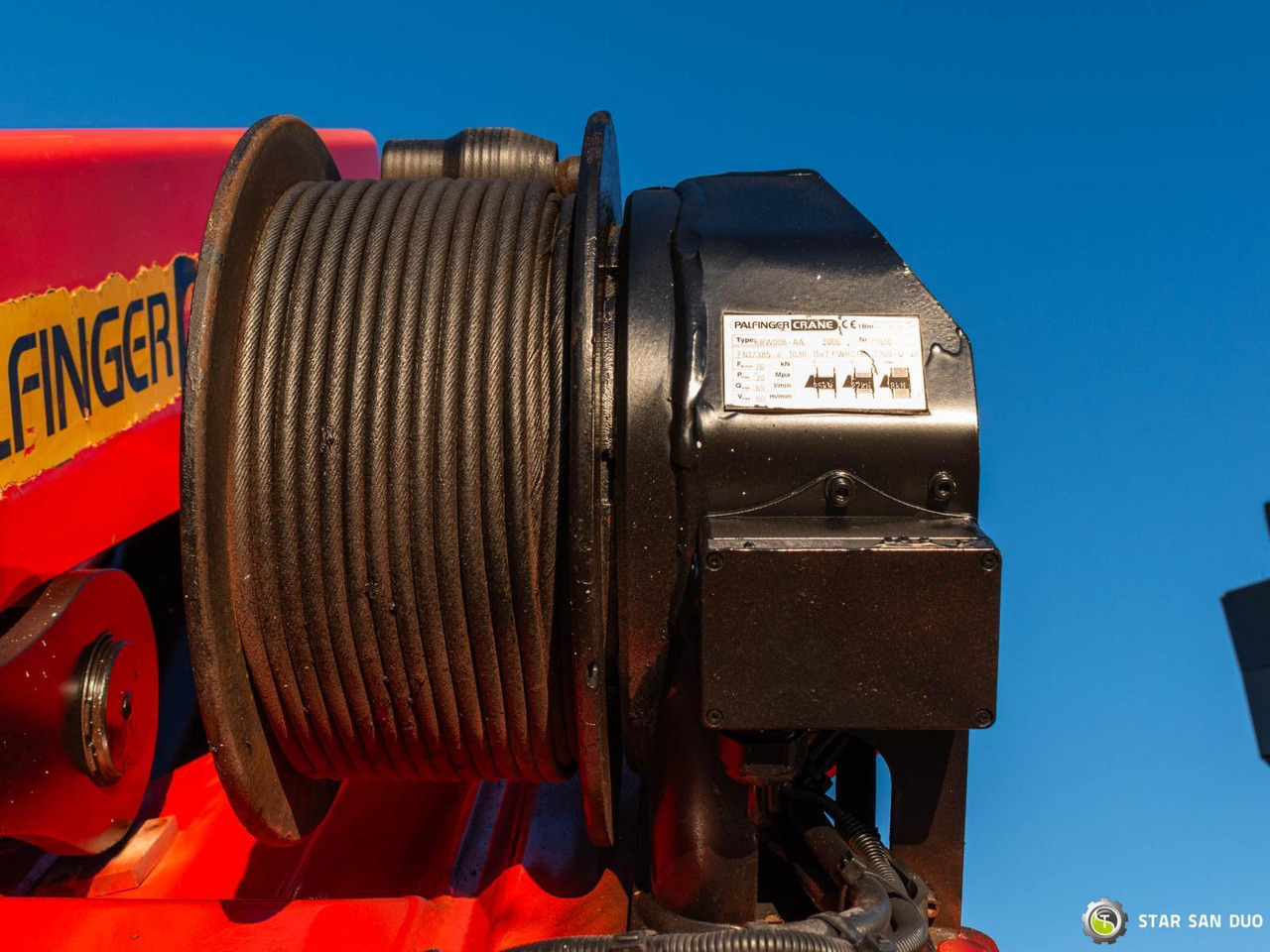 Camion cu macara : Foto 26