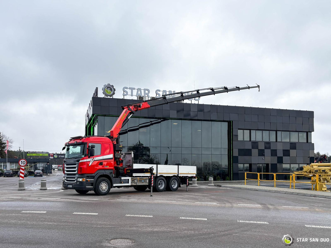 - Camion cu macara: Foto 5 - Camion cu macara: Foto 5