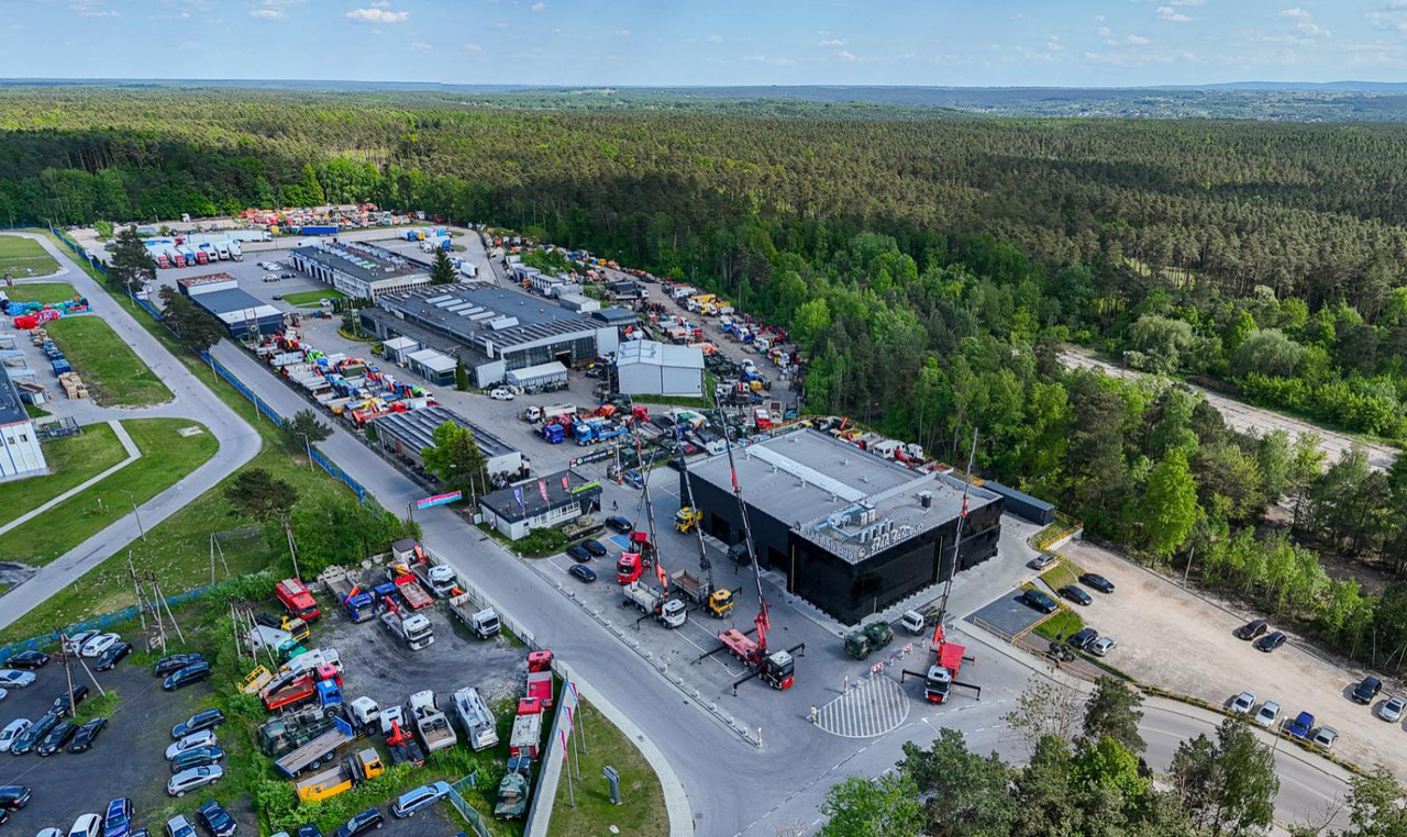 Camion cu macara : Foto 14