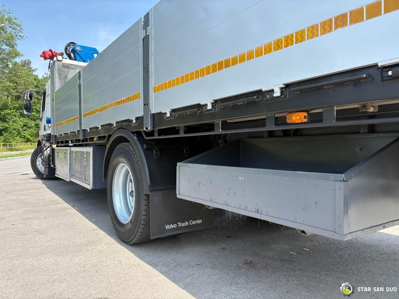 Camion cu macara : Foto 24