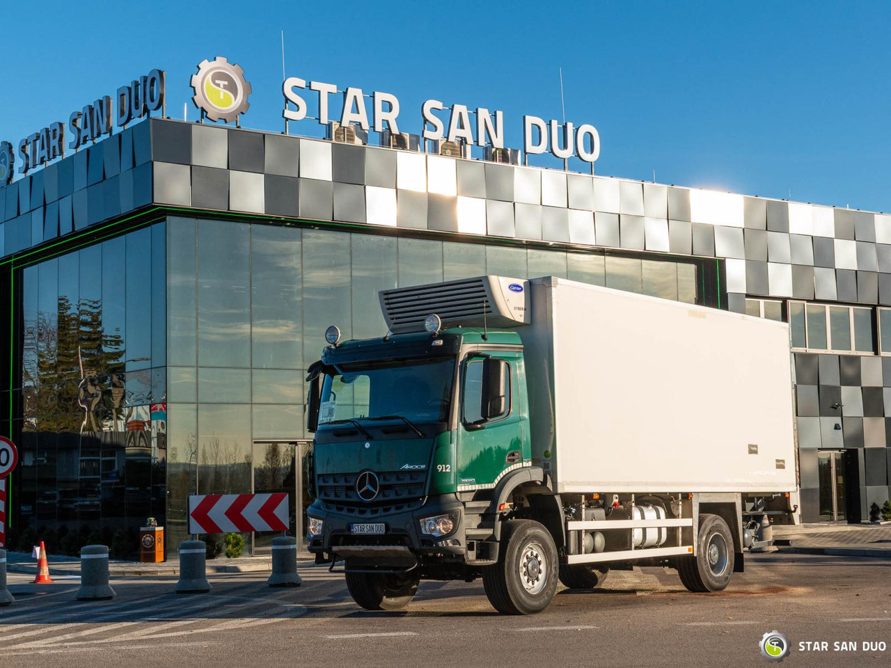 - Camion şasiu: Foto 1 - Camion şasiu: Foto 1