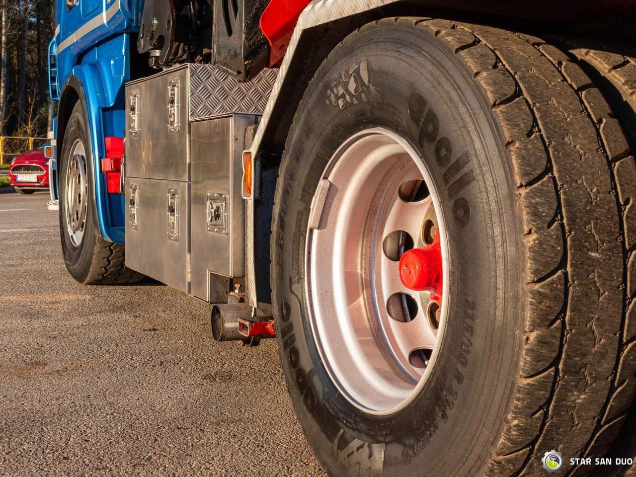 Camion cu macara : Foto 27