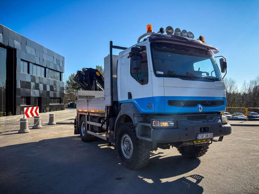 Renault KERAX 270 4x4 PALFINGER PK 16502 CRANE WINCH - Camion cu macara, Camion platformă: Foto 2 Renault KERAX 270 4x4 PALFINGER PK 16502 CRANE WINCH - Camion cu macara, Camion platformă: Foto 2