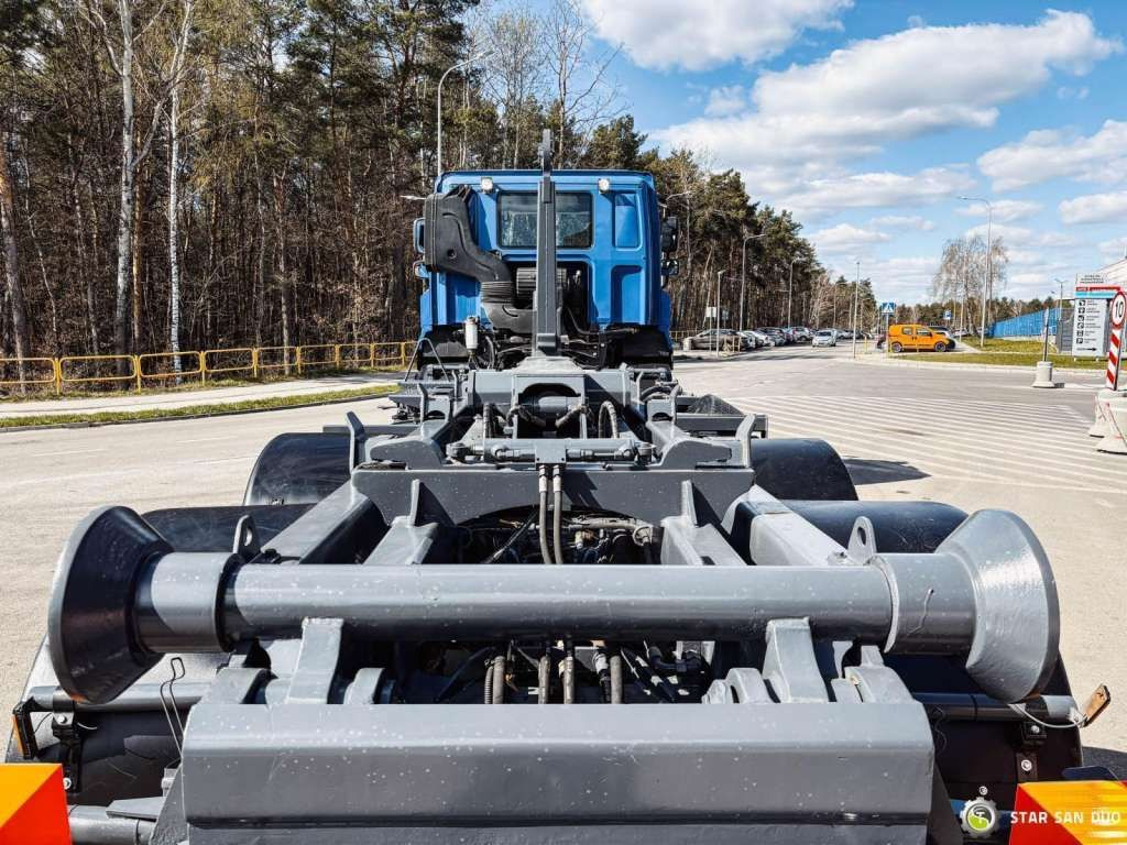 Tatra T158 PHOENIX 6x6 Euro 6 - Camion şasiu: Foto 4 Tatra T158 PHOENIX 6x6 Euro 6 - Camion şasiu: Foto 4