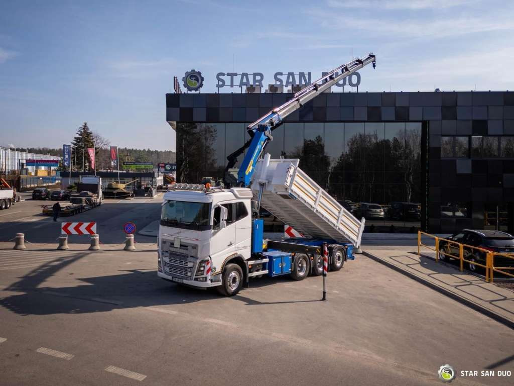 Volvo FH 16.550 8x4 Palfinger PK 34002-SH Crane Kippe - Camion cu macara: Foto 3 Volvo FH 16.550 8x4 Palfinger PK 34002-SH Crane Kippe - Camion cu macara: Foto 3