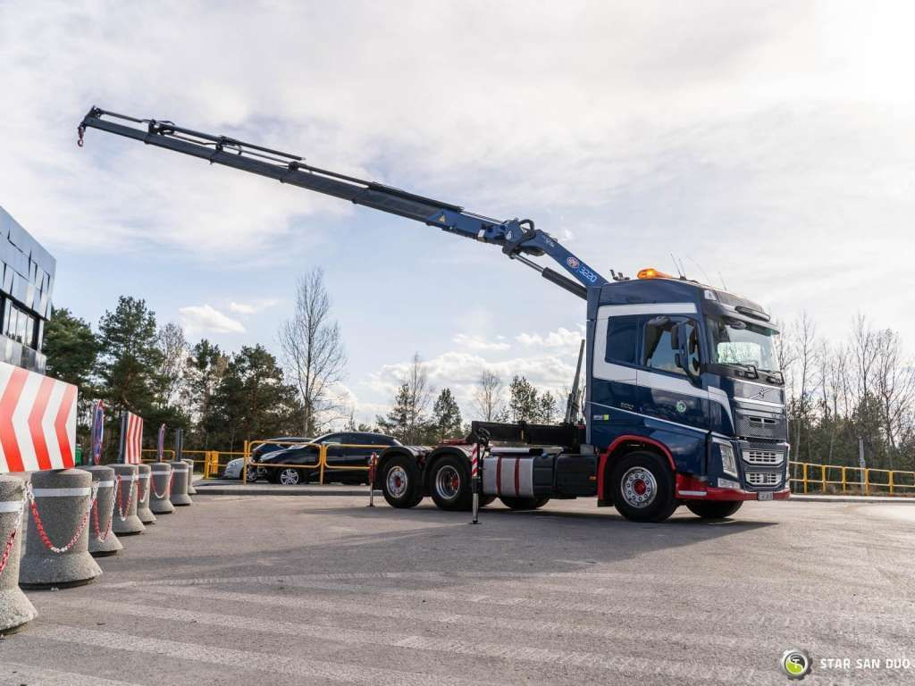 Volvo FH 500 6x2 HMF 3220-K5 HDS Crane Euro 6 - Camion cu macara, Cap tractor: Foto 3 Volvo FH 500 6x2 HMF 3220-K5 HDS Crane Euro 6 - Camion cu macara, Cap tractor: Foto 3