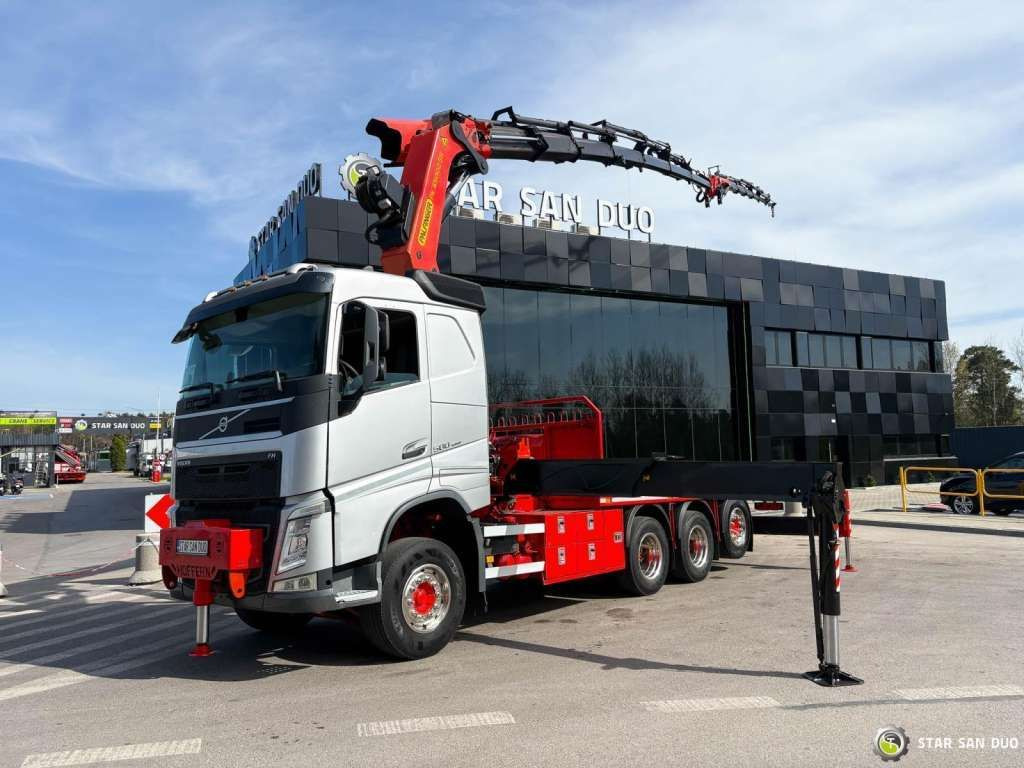 Volvo FH 500 8x4*4 PK65002 Fly JIB Crane 7456 h Winch - Camion cu macara: Foto 4 Volvo FH 500 8x4*4 PK65002 Fly JIB Crane 7456 h Winch - Camion cu macara: Foto 4