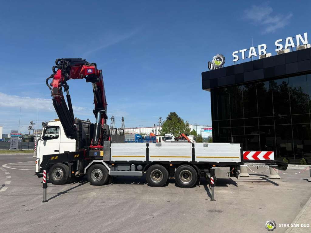 Volvo FH 520 8x4 HMF THOR K6 Fly Jib Euro 4 Winch - Camion cu macara: Foto 5 Volvo FH 520 8x4 HMF THOR K6 Fly Jib Euro 4 Winch - Camion cu macara: Foto 5