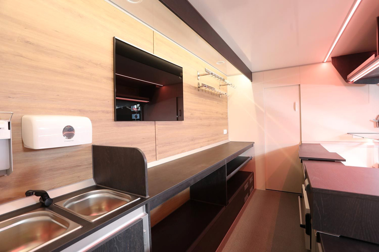 Autorulota comerciala Fiat Ducato: Foto 18