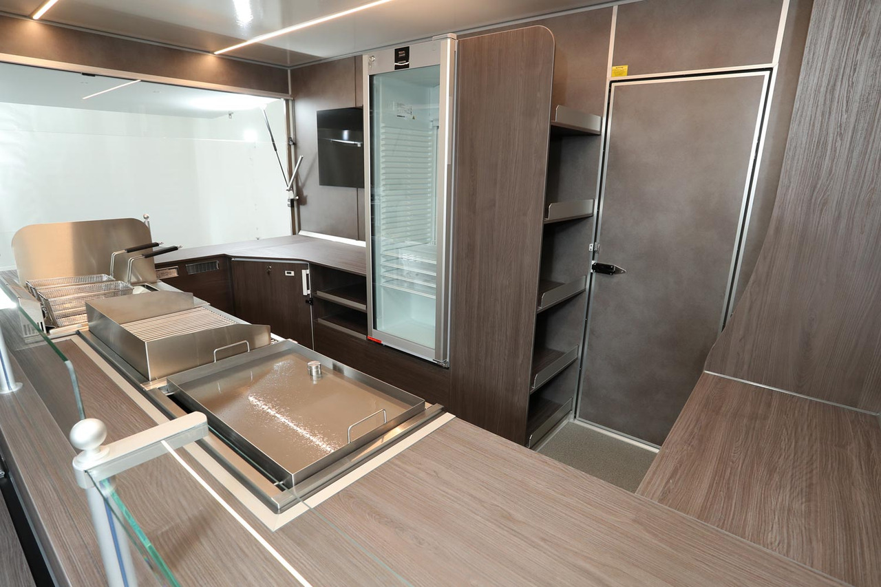 Mobil BORCO HÖHNS - Autorulota comerciala: Foto 4 Mobil BORCO HÖHNS - Autorulota comerciala: Foto 4