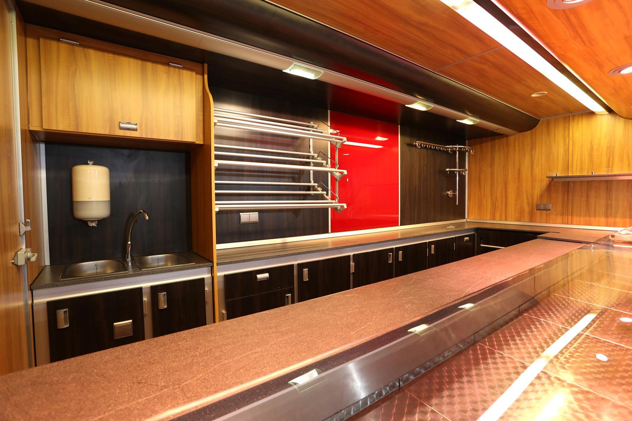 Wochenmarktmobil BORCO HÖHNS - Autorulota comerciala: Foto 4 Wochenmarktmobil BORCO HÖHNS - Autorulota comerciala: Foto 4