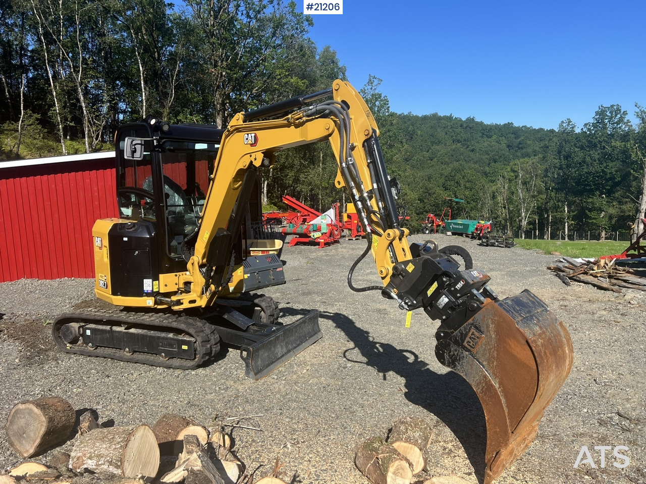 Caterpillar 302.7 CR gravemaskin m/ rototilt, pusseskuff,graveskuffe,klype og grøfteskuffe - Mini excavator: Foto 1 Caterpillar 302.7 CR gravemaskin m/ rototilt, pusseskuff,graveskuffe,klype og grøfteskuffe - Mini excavator: Foto 1