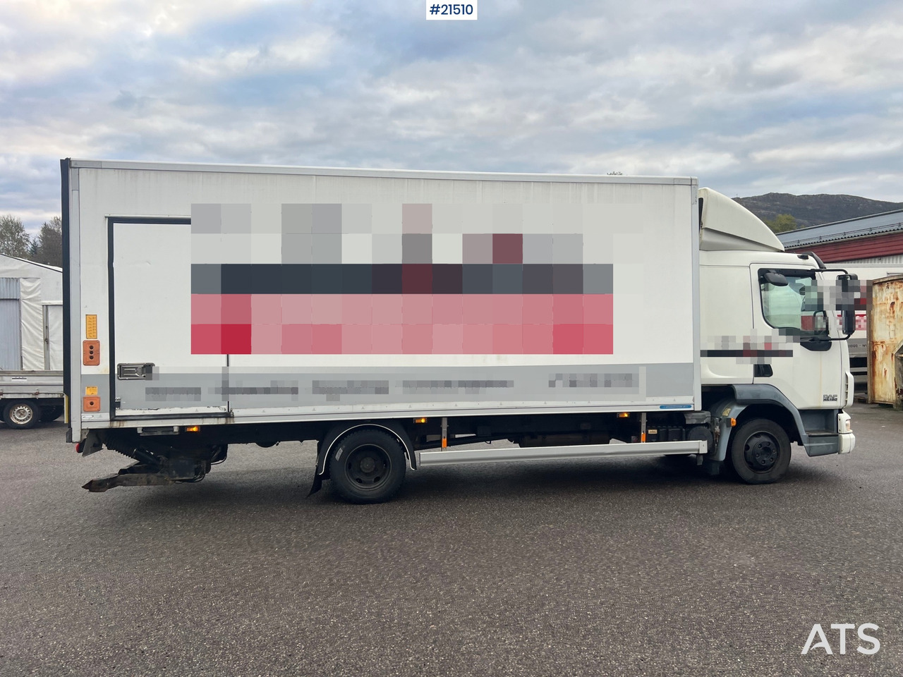 DAF LF 45 4x2 Skapbil m/ lift Rep.Objekt - Camion furgon: Foto 5 DAF LF 45 4x2 Skapbil m/ lift Rep.Objekt - Camion furgon: Foto 5