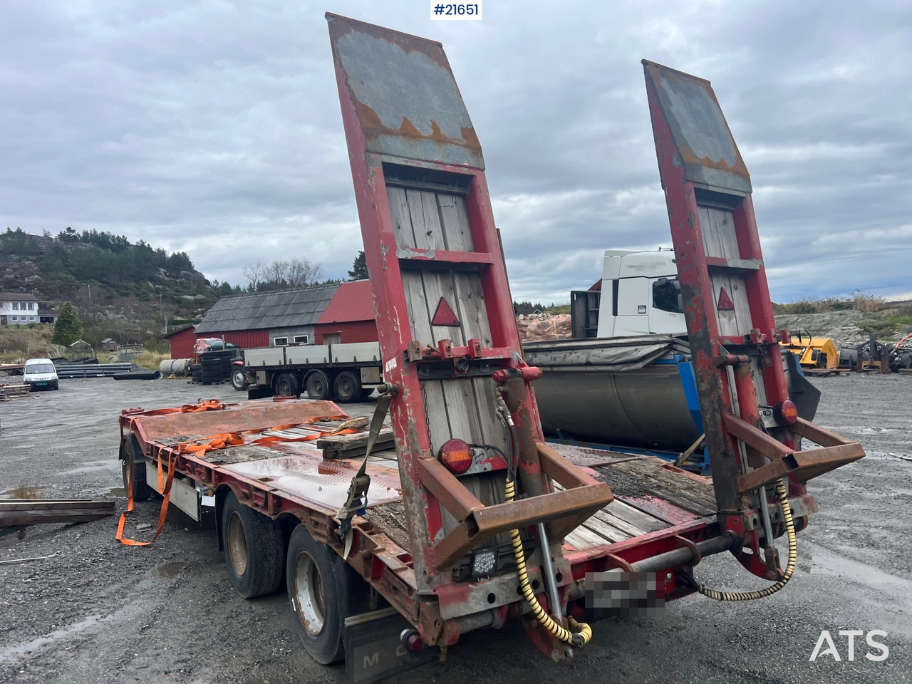 Damm 3 akslet maskinhenger m/ hydrauliske kjørebroer - Remorcă transport auto: Foto 2 Damm 3 akslet maskinhenger m/ hydrauliske kjørebroer - Remorcă transport auto: Foto 2