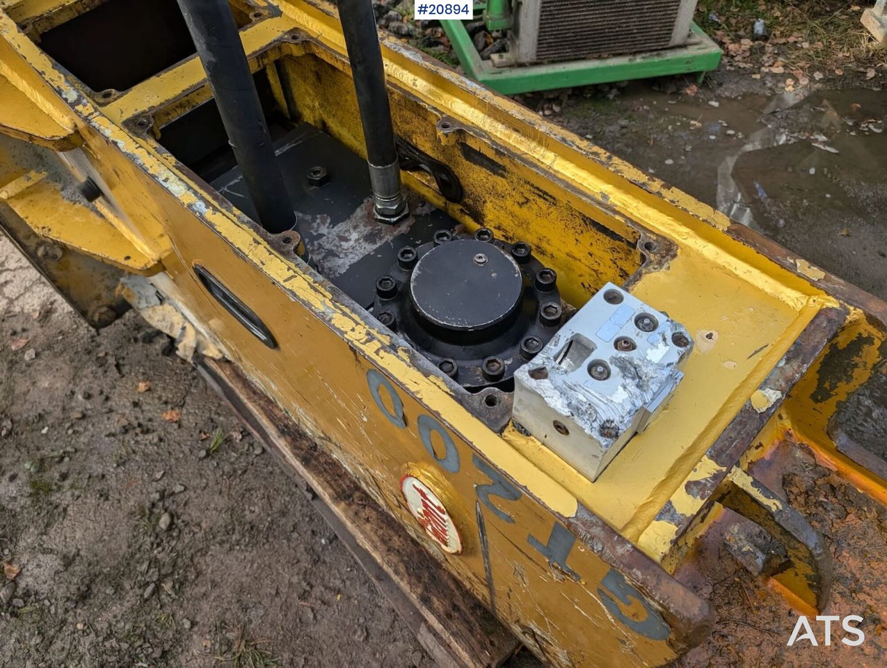 Ciocan hidraulic pentru Utilaje constructii Giant GT200: Foto 9 Ciocan hidraulic pentru Utilaje constructii Giant GT200: Foto 9