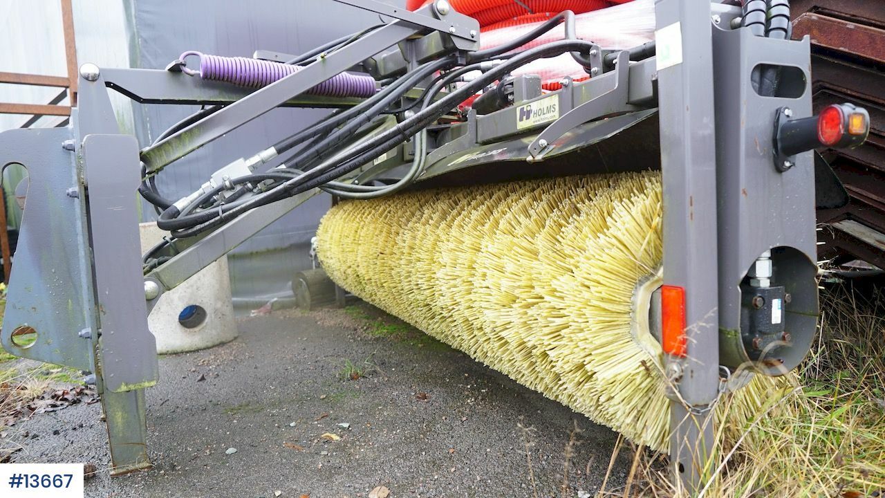 Holms SL 2.5 - Perie pentru Utilaje constructii: Foto 5 Holms SL 2.5 - Perie pentru Utilaje constructii: Foto 5