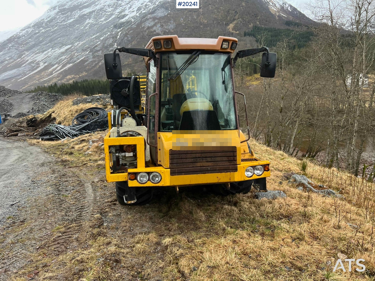 Hydrema 912B m/ 2007 Essverk Plattform 912 lift med rotasjon på korg og fjernkontroll - Camion articulat: Foto 5 Hydrema 912B m/ 2007 Essverk Plattform 912 lift med rotasjon på korg og fjernkontroll - Camion articulat: Foto 5