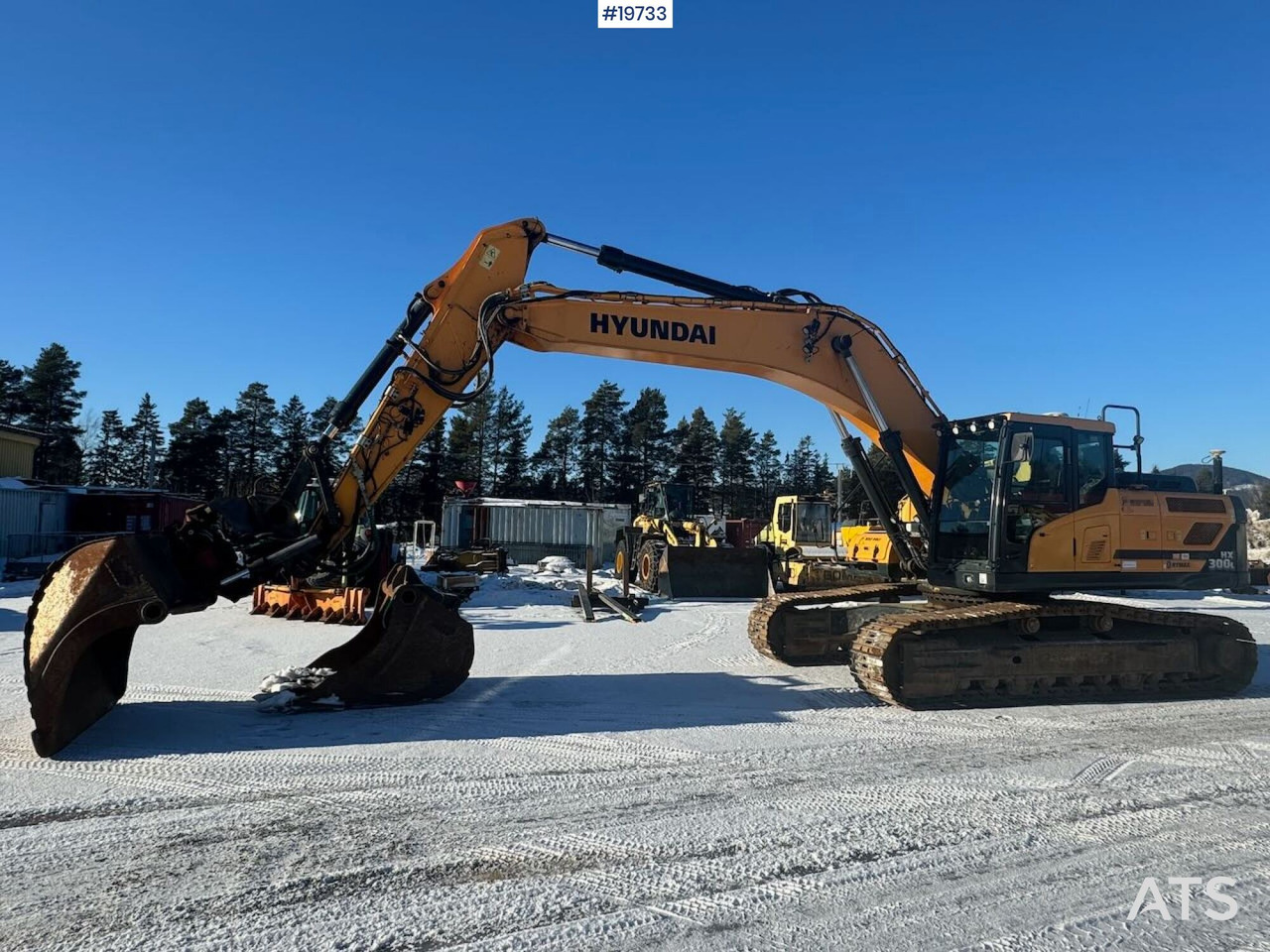 Hyundai HX300L - Excavator: Foto 1 Hyundai HX300L - Excavator: Foto 1