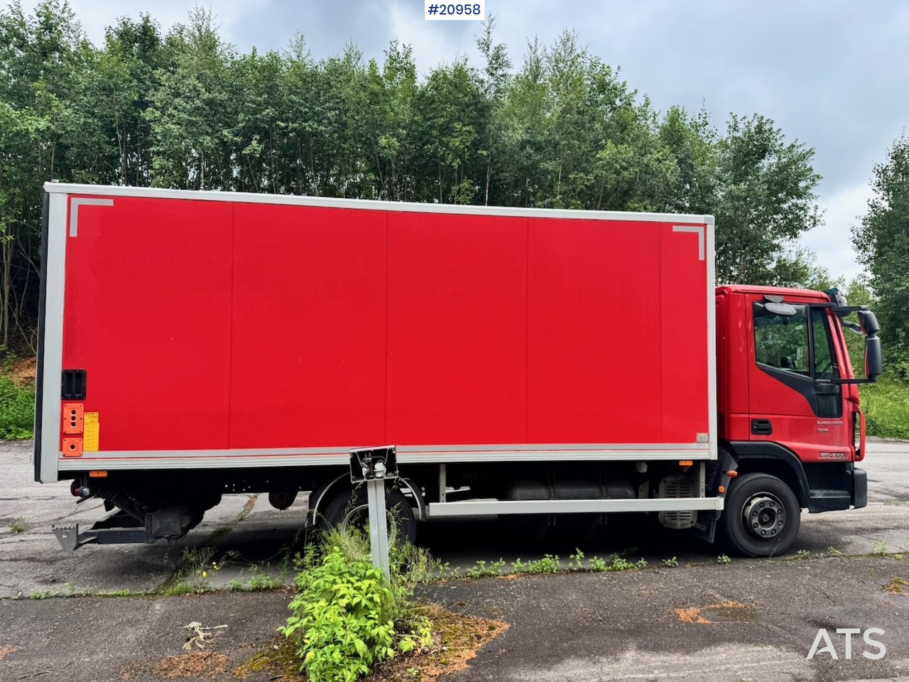 Camion furgon Iveco EuroCargo 120-210L: Foto 8