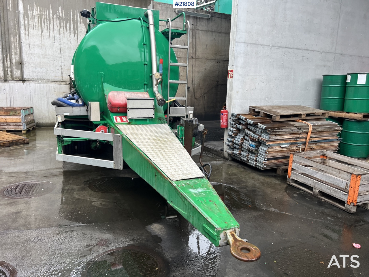 Jyki 2002 jyki ts2-15cr 2 akslet tankhenger rep.objekt - Remorcă cisternă: Foto 3 Jyki 2002 jyki ts2-15cr 2 akslet tankhenger rep.objekt - Remorcă cisternă: Foto 3