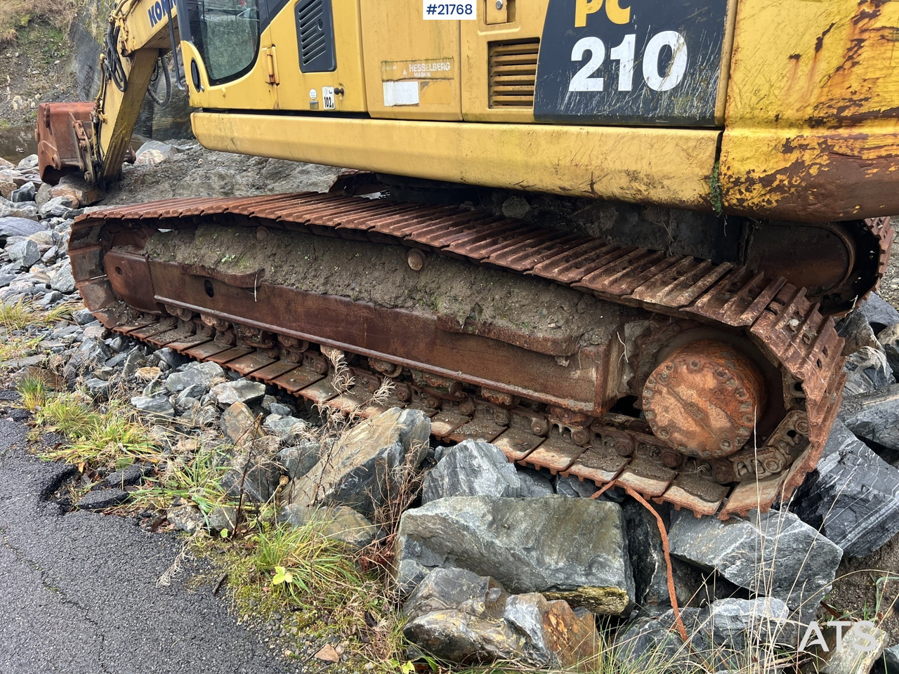 Komatsu pc210lc-8 gravemaskin m/ tannskuffe - Excavator: Foto 3 Komatsu pc210lc-8 gravemaskin m/ tannskuffe - Excavator: Foto 3