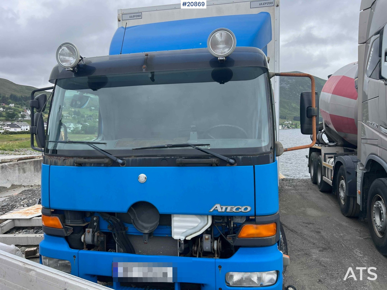 Mercedes 1523 4x2 skapbil m/ full sideåpning og lift Rep.objekt - Camion furgon: Foto 2 Mercedes 1523 4x2 skapbil m/ full sideåpning og lift Rep.objekt - Camion furgon: Foto 2