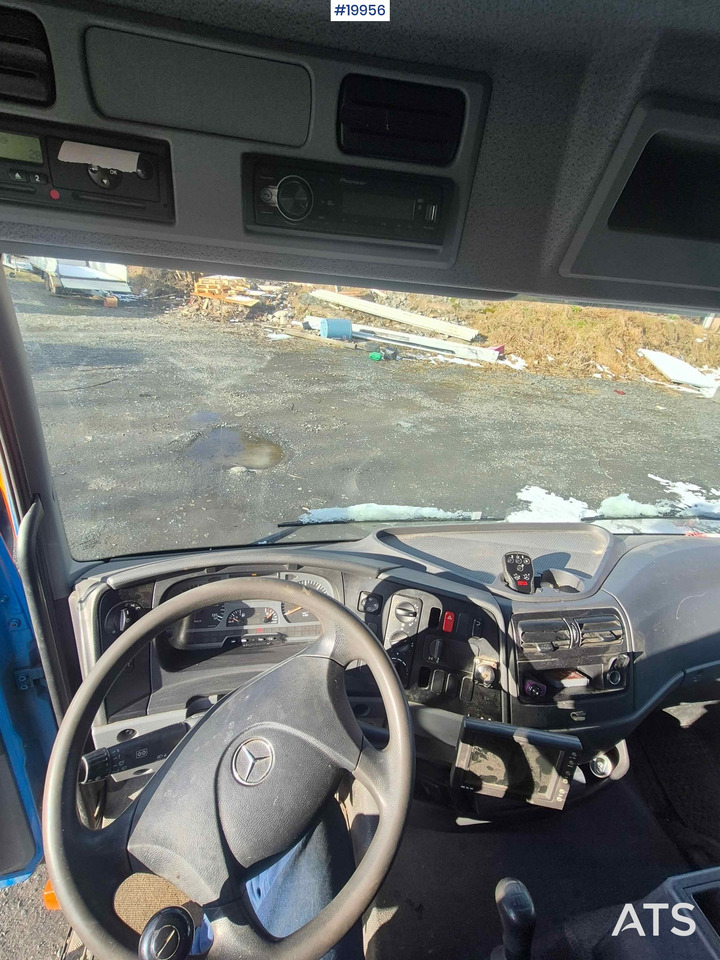 Mercedes 818 - Camion furgon: Foto 5 Mercedes 818 - Camion furgon: Foto 5