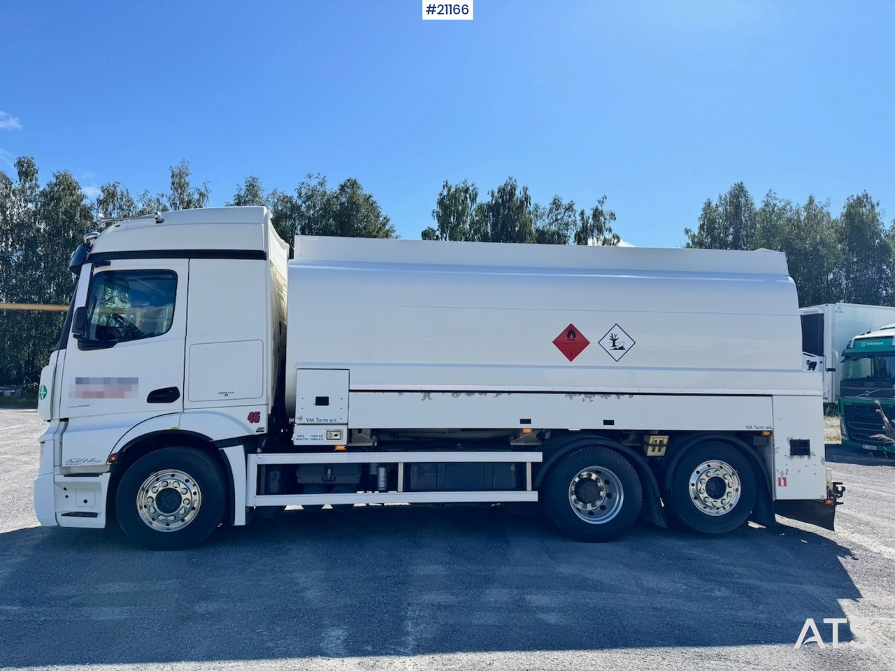 Mercedes Actros 2553 - Camion cisternă: Foto 3 Mercedes Actros 2553 - Camion cisternă: Foto 3