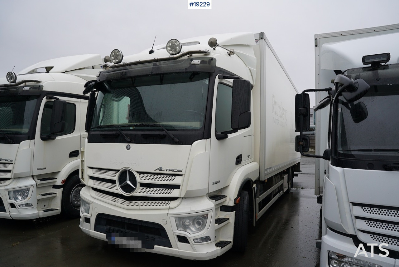 Camion furgon Mercedes Actros: Foto 1