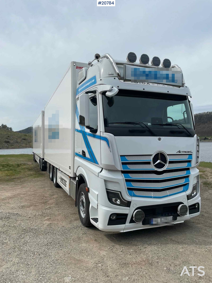Mercedes Actros - Camion furgon: Foto 4 Mercedes Actros - Camion furgon: Foto 4