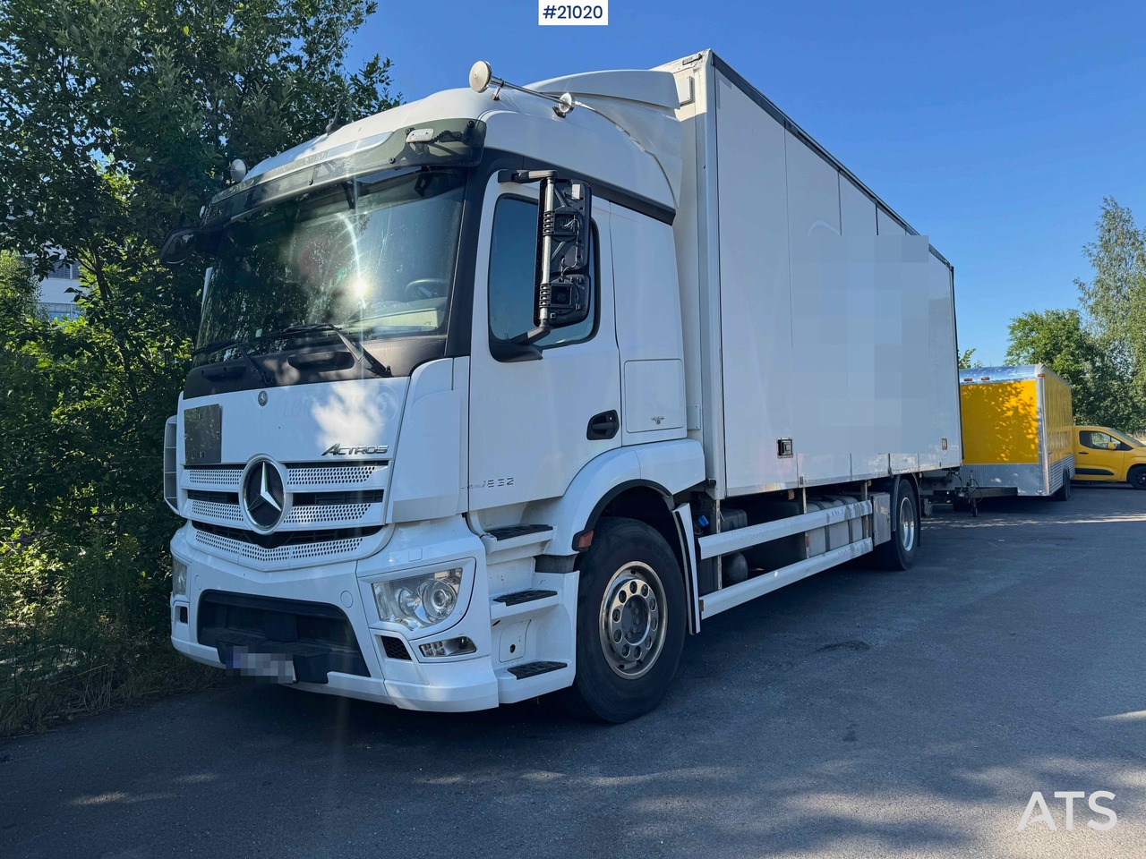 Mercedes Actros - Camion furgon: Foto 1 Mercedes Actros - Camion furgon: Foto 1