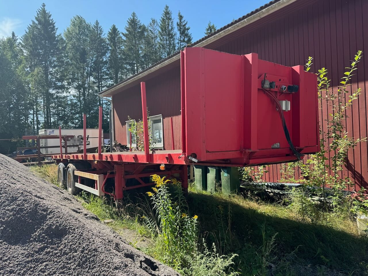 Narko City semi - Semiremorcă platformă: Foto 1 Narko City semi - Semiremorcă platformă: Foto 1