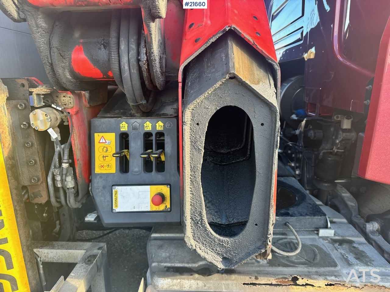 Camion cu macara Renault Renault T380 6x2 Kranbil m/ 19 t/m Palfinger: Foto 16 Camion cu macara Renault Renault T380 6x2 Kranbil m/ 19 t/m Palfinger: Foto 16