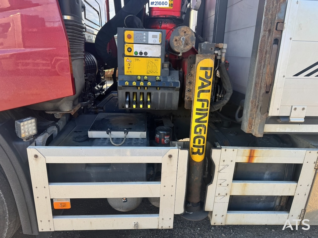 Camion cu macara Renault Renault T380 6x2 Kranbil m/ 19 t/m Palfinger: Foto 12 Camion cu macara Renault Renault T380 6x2 Kranbil m/ 19 t/m Palfinger: Foto 12