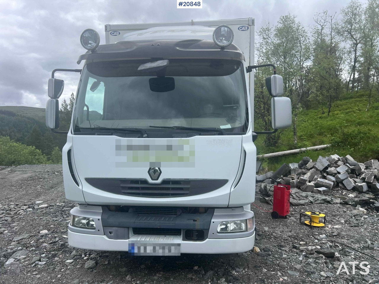 Renault midlum - Camion furgon: Foto 3 Renault midlum - Camion furgon: Foto 3