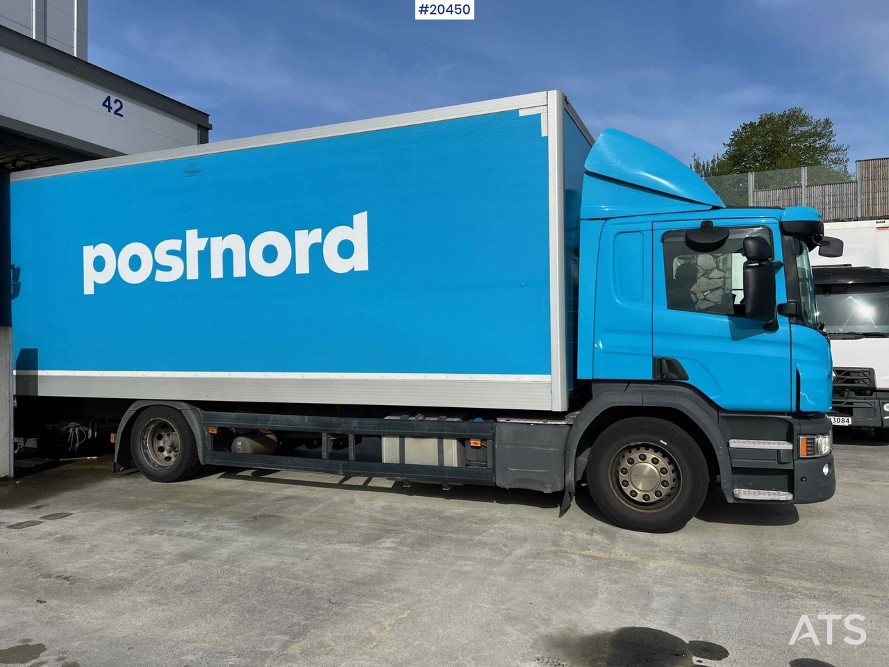 Scania P280 - Camion furgon: Foto 2 Scania P280 - Camion furgon: Foto 2