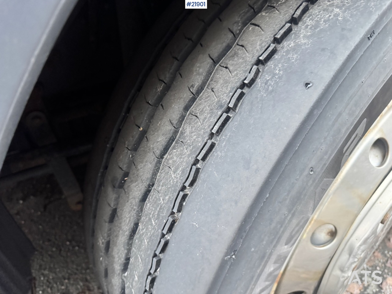 Camion furgon Scania P280: Foto 27