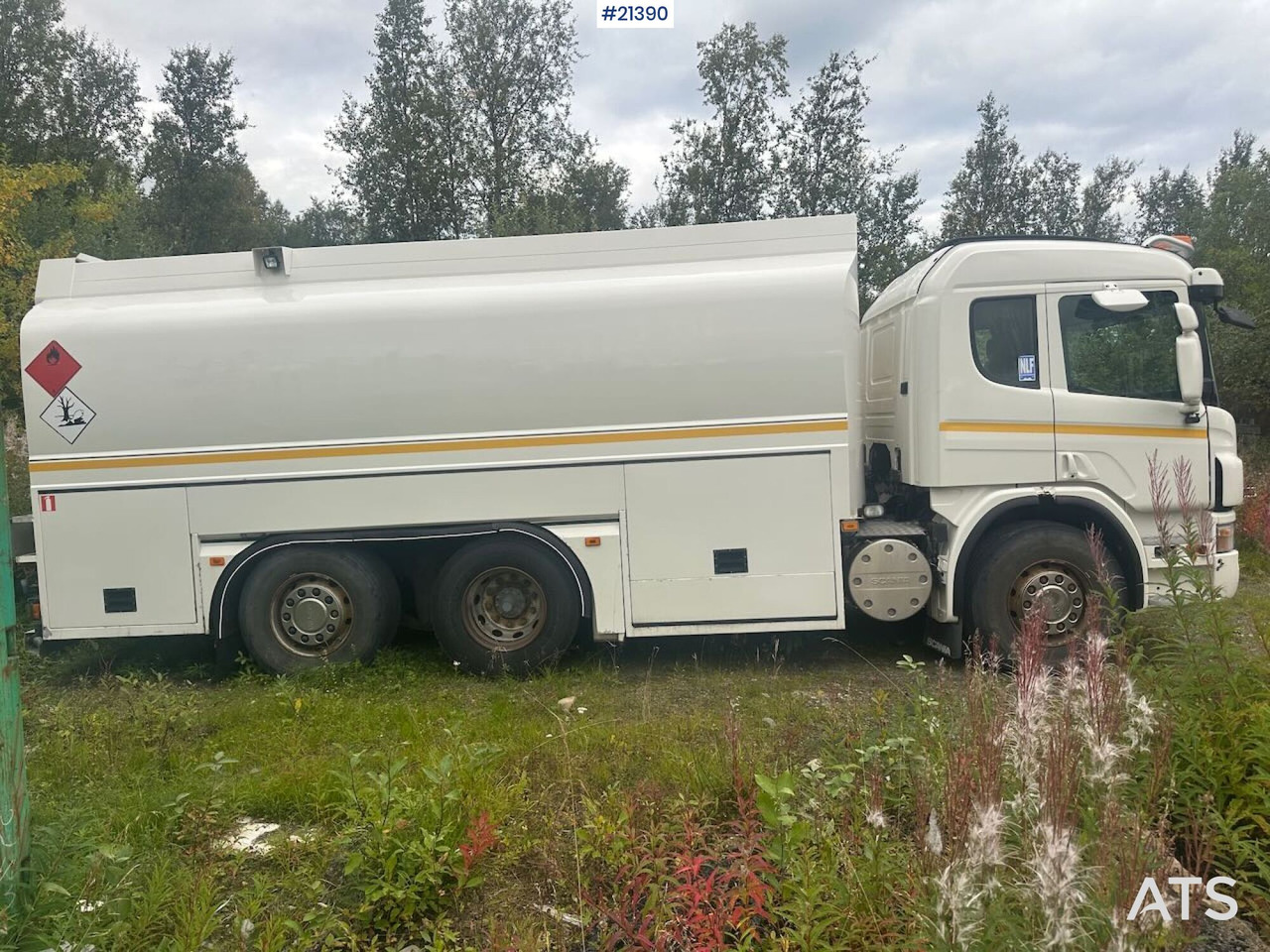 Scania R380 6x2 tankbil m/ eurotank påbygg - Camion cisternă: Foto 4 Scania R380 6x2 tankbil m/ eurotank påbygg - Camion cisternă: Foto 4