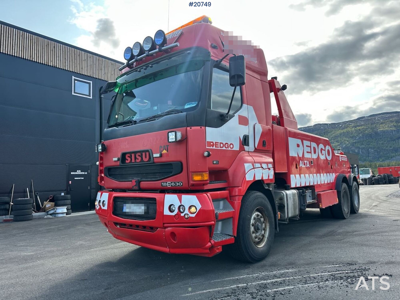 Sisu E18M 6x4 tungberger m/ EKA påbygg og kjettinger. SE VIDEO - Maşină de tractare: Foto 2 Sisu E18M 6x4 tungberger m/ EKA påbygg og kjettinger. SE VIDEO - Maşină de tractare: Foto 2