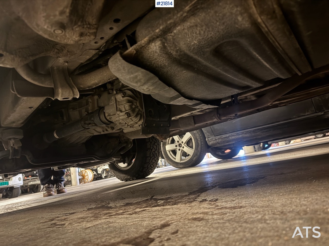 Dubă Toyota HIACE: Foto 8 Dubă Toyota HIACE: Foto 8