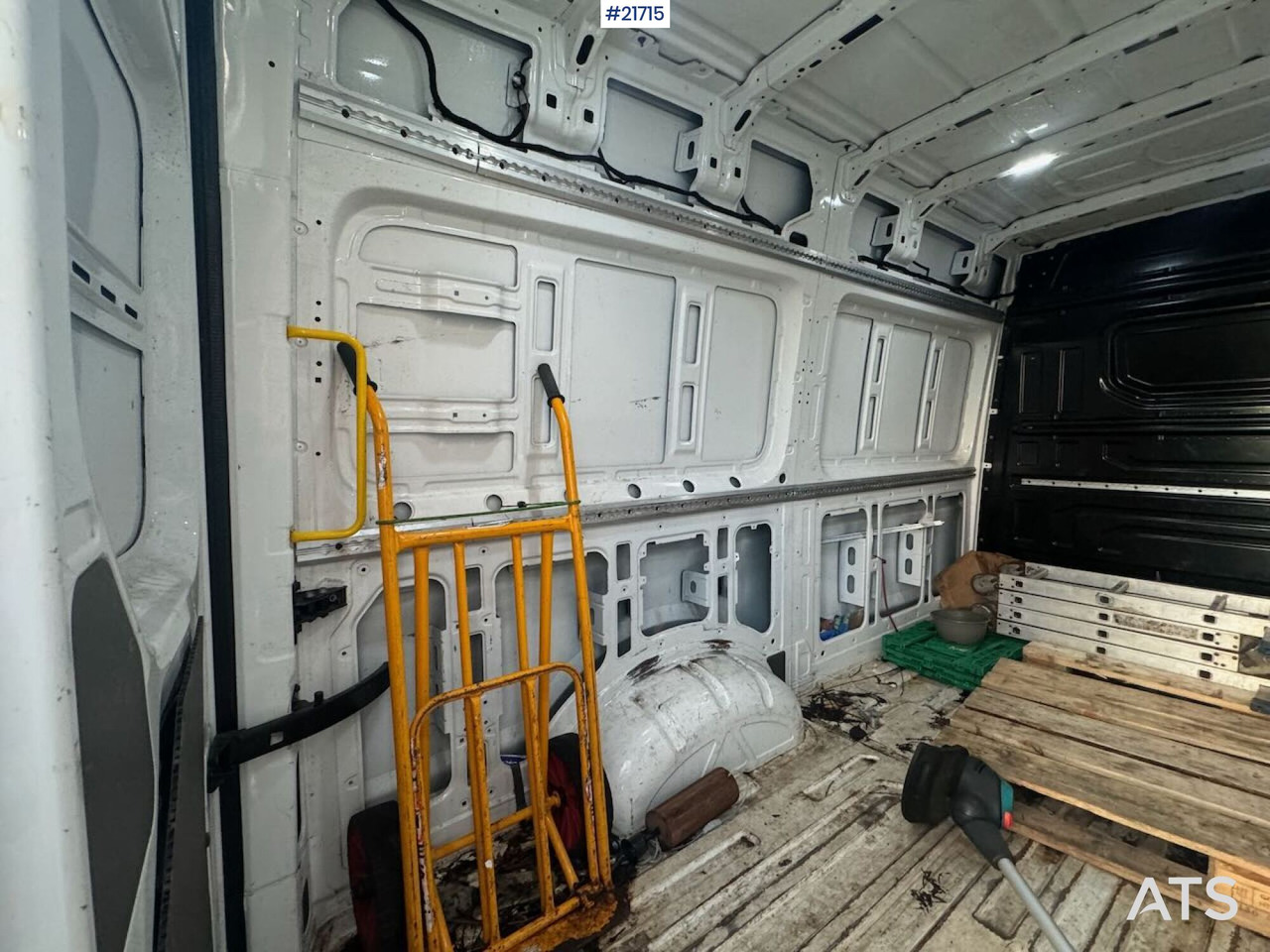 Dubă Volkswagen ANDRE: Foto 20 Dubă Volkswagen ANDRE: Foto 20