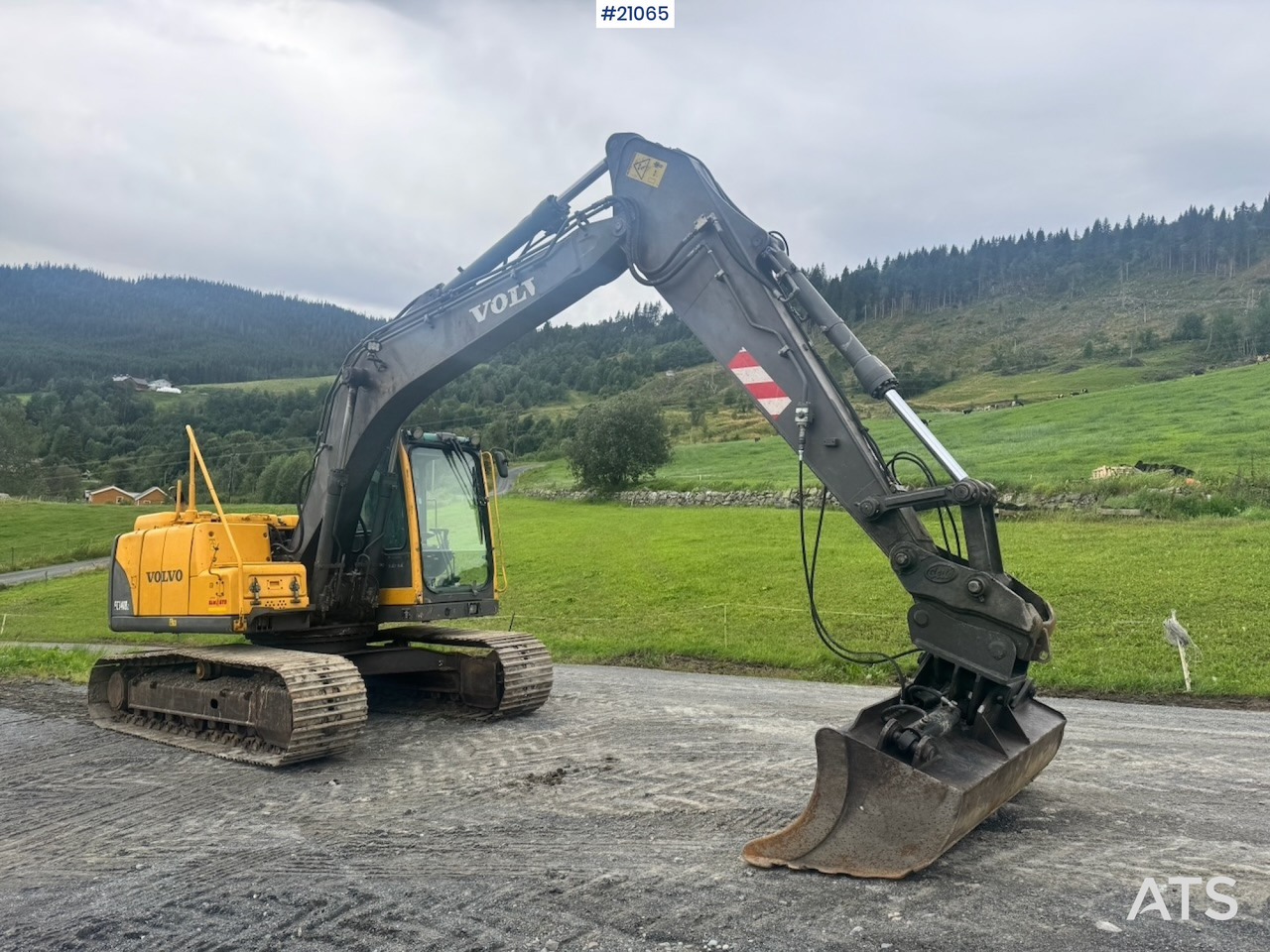 Volvo EC140 BLC - Excavator pe şenile: Foto 5 Volvo EC140 BLC - Excavator pe şenile: Foto 5