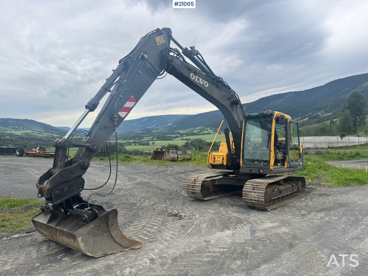 Volvo EC140 BLC - Excavator pe şenile: Foto 3 Volvo EC140 BLC - Excavator pe şenile: Foto 3